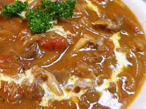 トマト缶でビーフストロガノフ